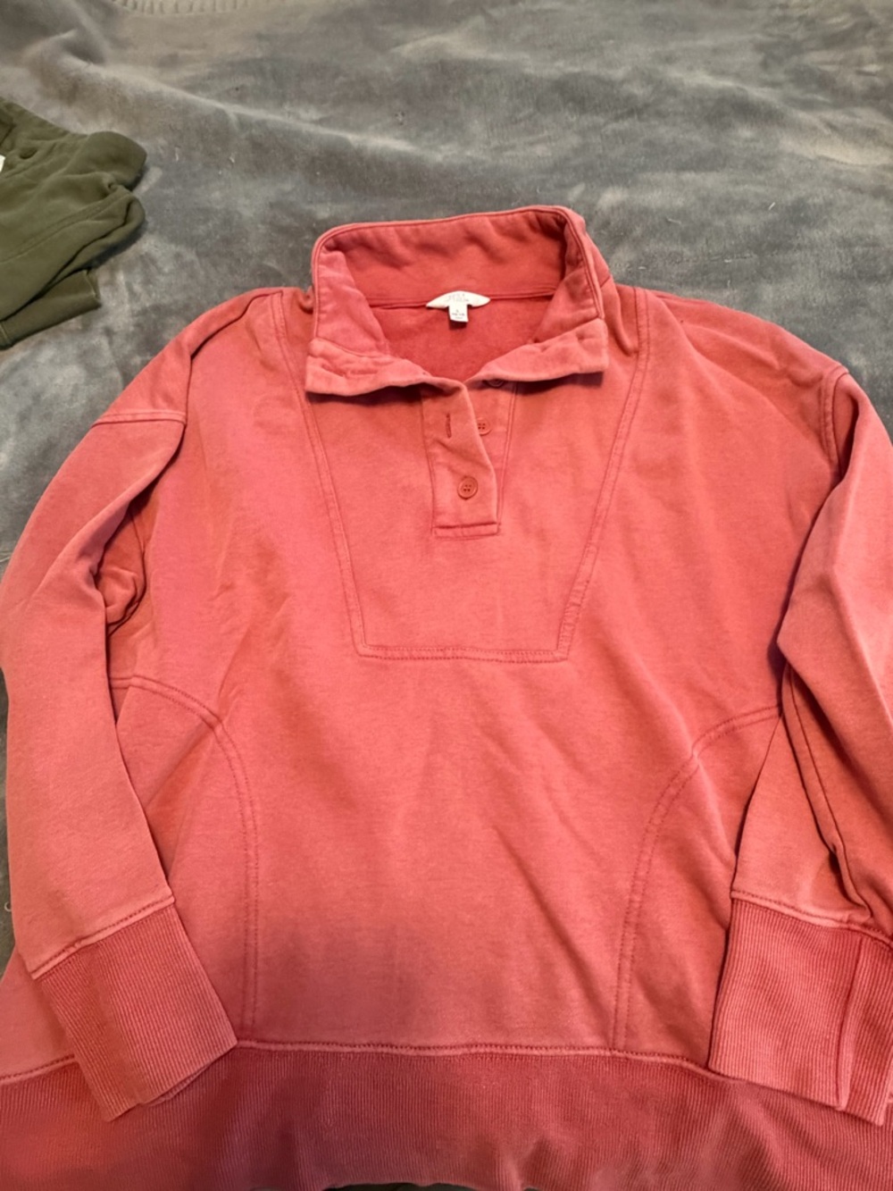 Time and Tru Coral Crewneck Pullover